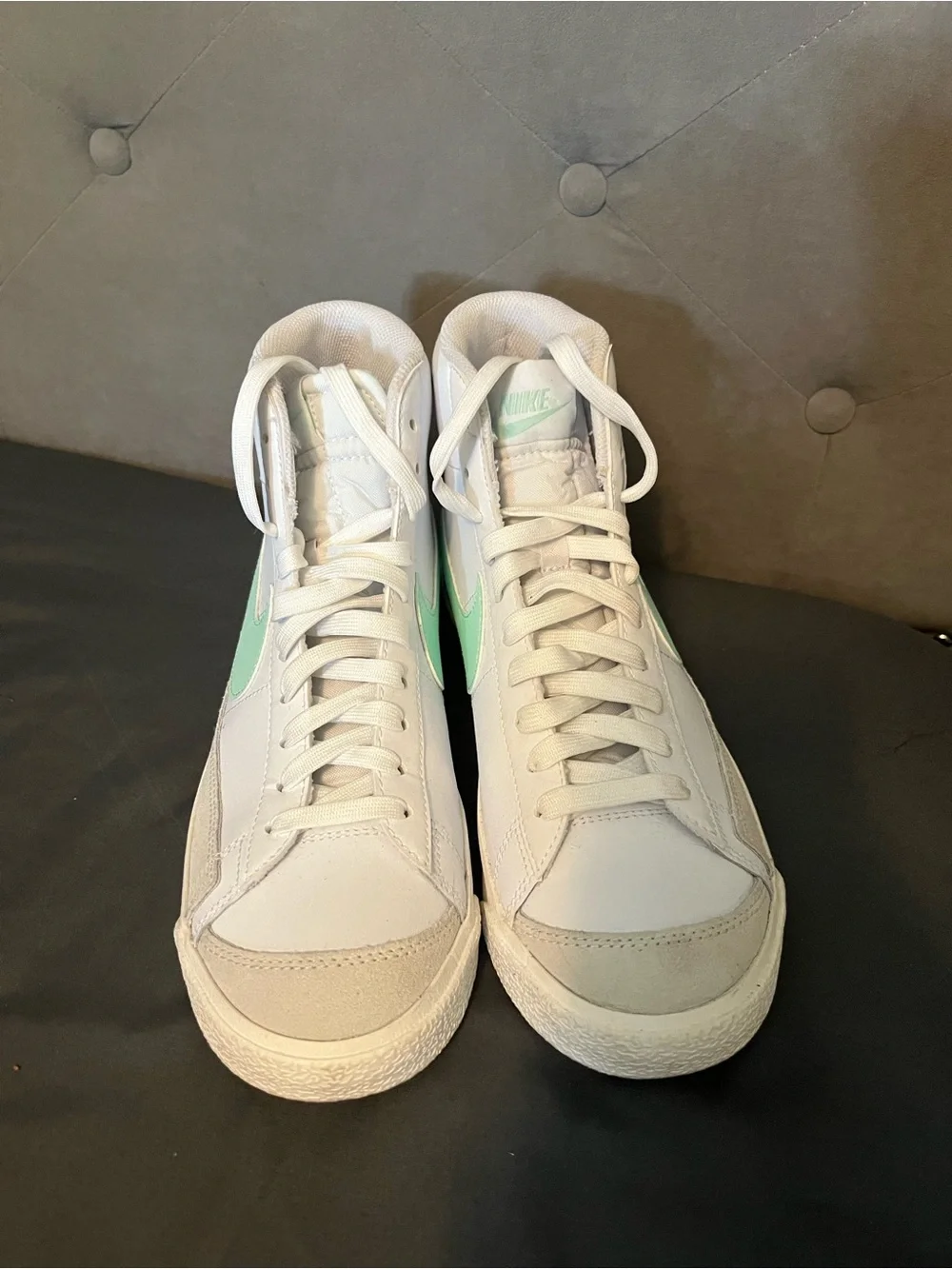 Nike Blazer mid 77 High-Top Sneakers White with Mint Green Swoosh